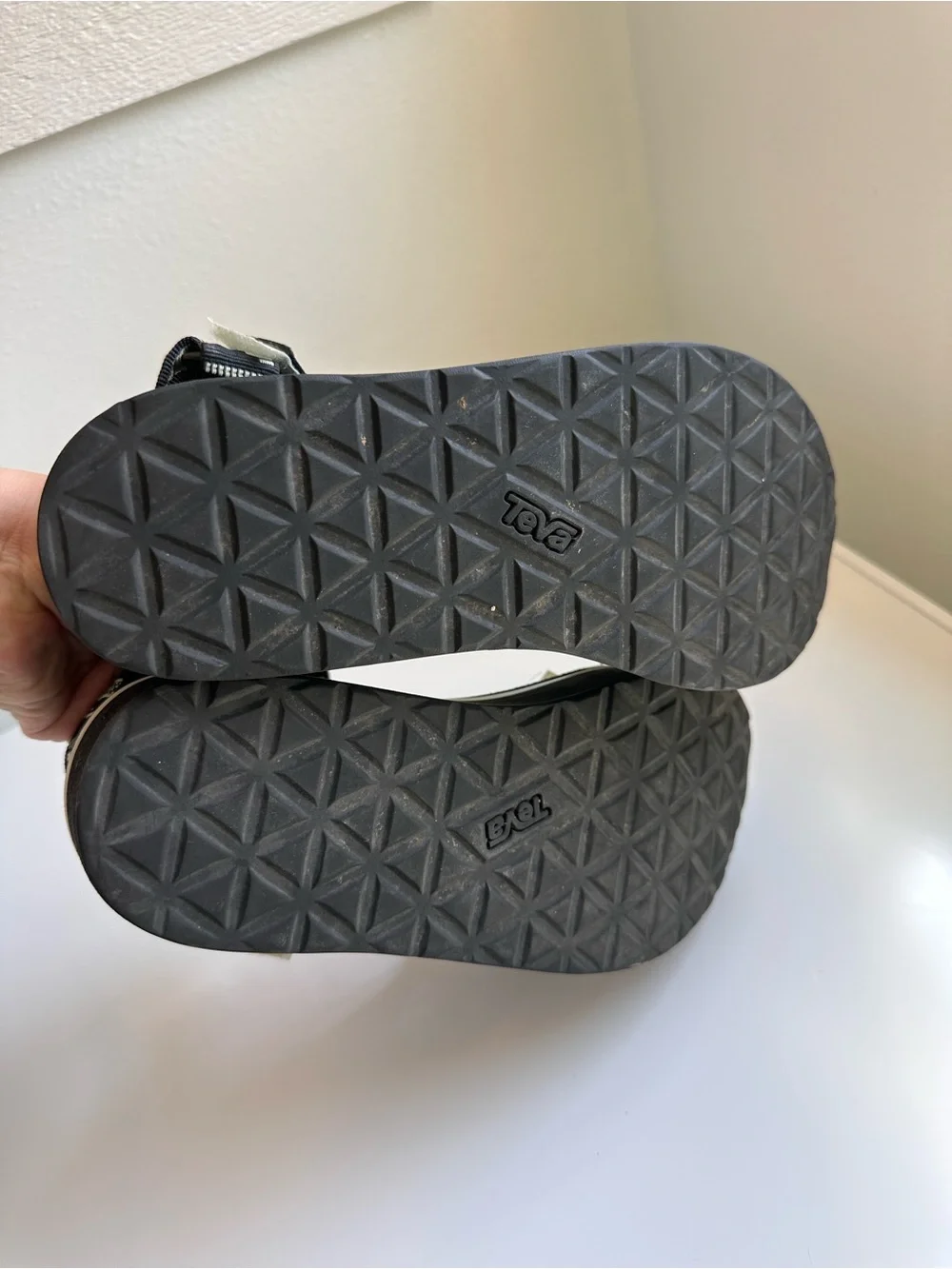 Teva size women’s